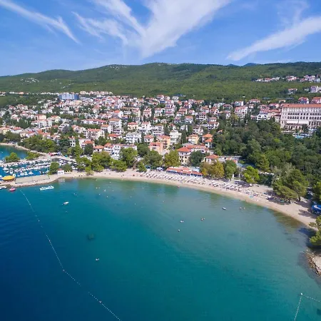 Marmar Lägenhet Crikvenica